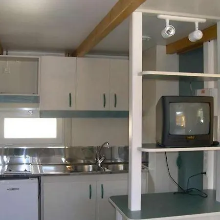 Camping Bungalow Park Sierra De La Culebra * Figueruela de Arriba
